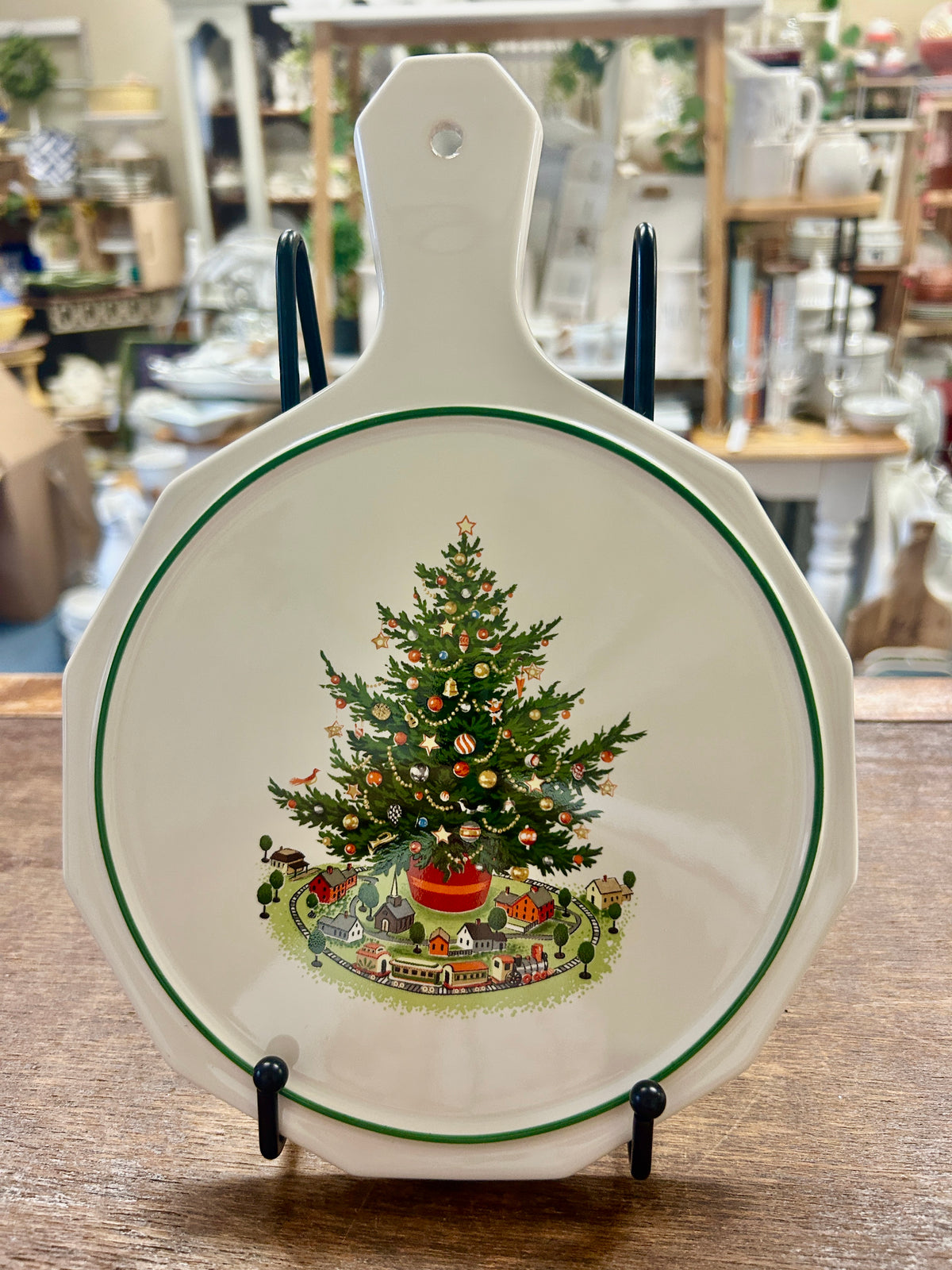 Red Green White Pfaltzgraff Christmas Heritage Cheese Plate, 10 1/2"