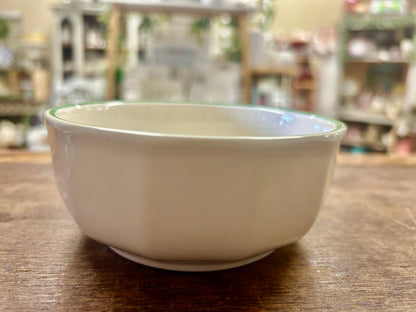Red Green White Pfaltzgraff Christmas Heritage Bowl, 4 3/4"