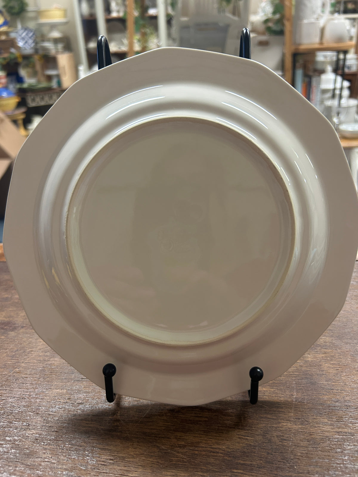 Red Green White Pfaltzgraff Christmas Heritage Plate, 8 1/2"