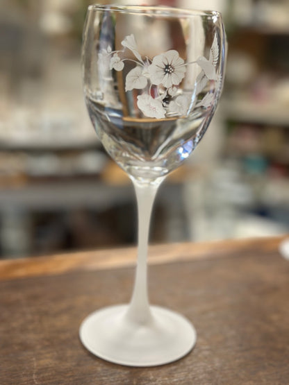 Avon Hummingbird Frosted Wine Glass