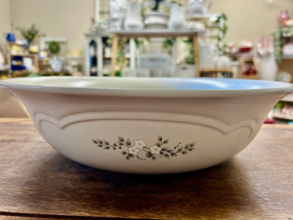 Cream Pfaltzgraff Heirloom Serving Bowl, 12"