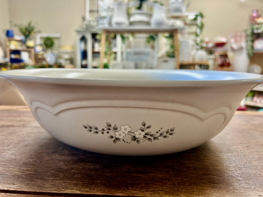 Cream Pfaltzgraff Heirloom Serving Bowl, 12"