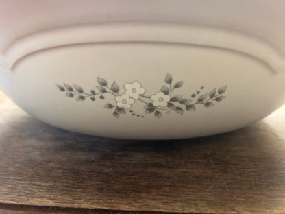 Cream Pfaltzgraff Heirloom Serving Bowl, 12"