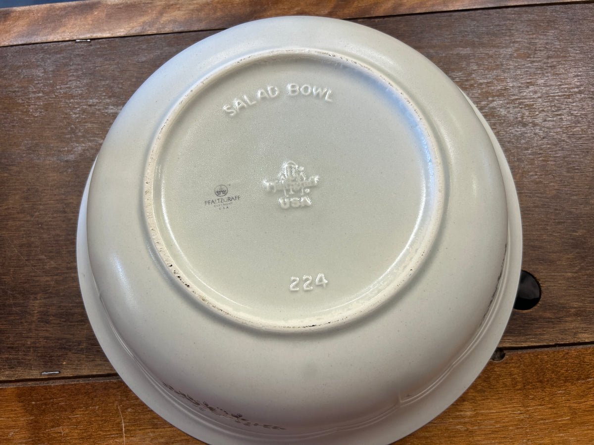 Cream Pfaltzgraff Heirloom Serving Bowl, 12"