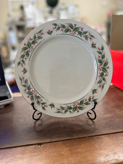 Porcelain Ware Holly Yuletide Dinner Plate, 10.5"