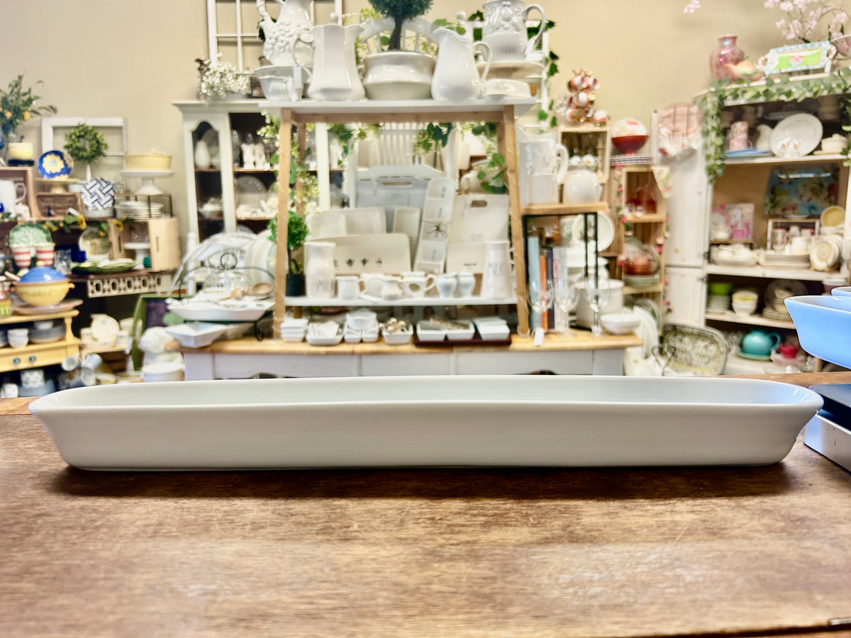 LTD Commodities White Olive Tray, 16"