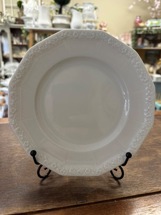 White Rosenthal Continental Maria Plate Germany, 7.75"