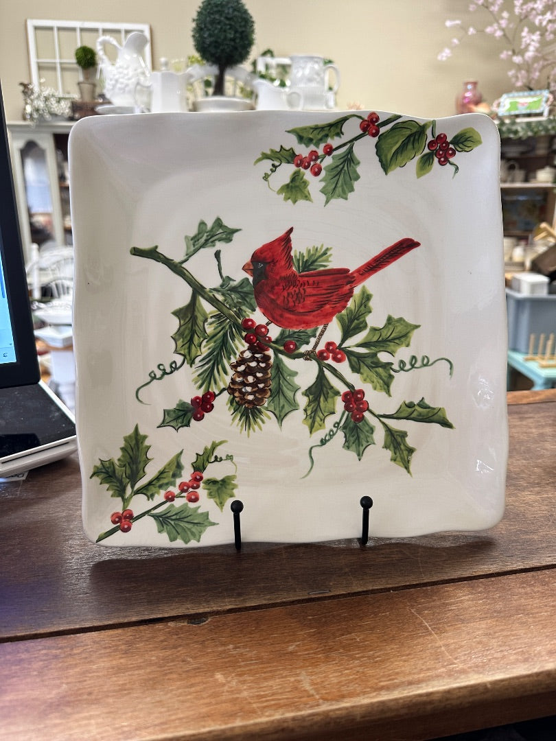 Red Green White Maxcera Cardinal & Holly Plate, 11"