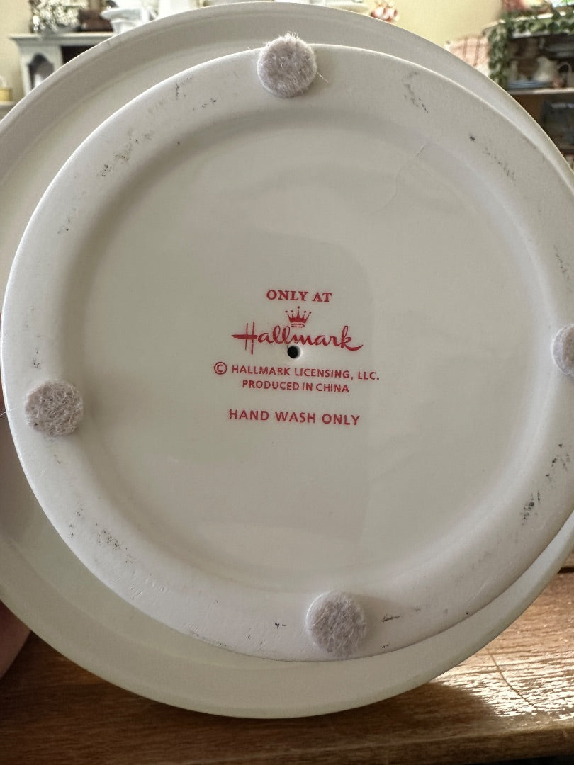 White Hallmark Snowflake Cake Stand, 10"