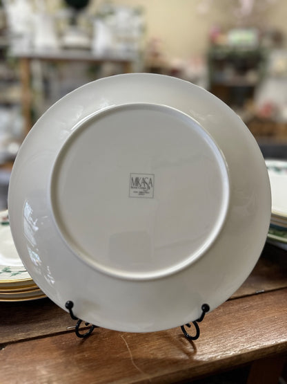 Red Green White Mikasa Ribbon Holly Plate, 10 3/4"