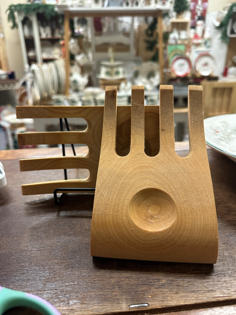 Wooden Salad Claws 2pcs, 6.5" x 4"