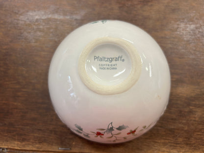 Red Green White Pfaltzgraff NEW Winterberry Bowl, 4 1/4"