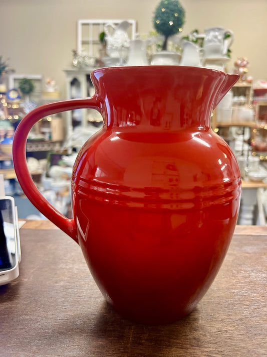 Le Creuset Red Ombre Pitcher 2.5 QT