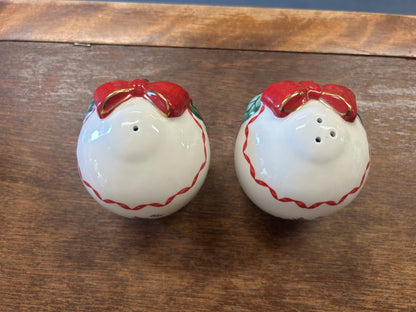 Red Green White Spode Christmas Tree S & P, 3"