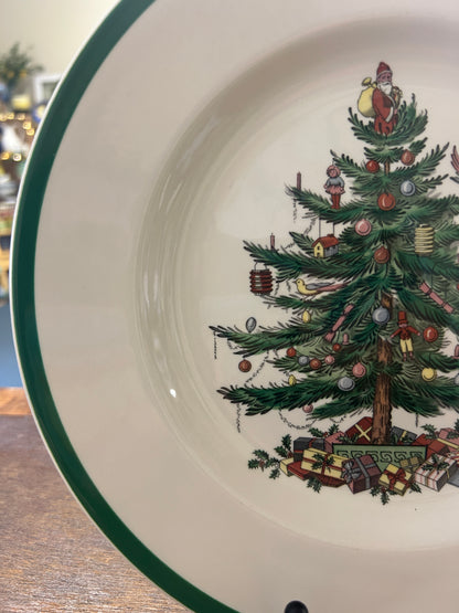 Red Green White Spode Christmas Tree Dinner Plate England, 10 1/2"