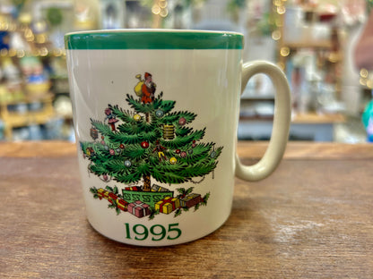 Red Green White Spode Christmas Tree 1995 Mug England, 3 1/4"