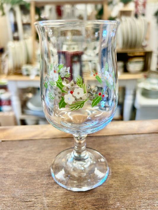 Clear Pfaltzgraff Christmas Heritage Glass, 5 3/4"