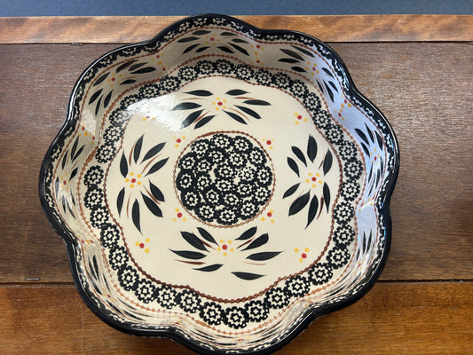 Black Temptations Old World Scallop Baker, 12"