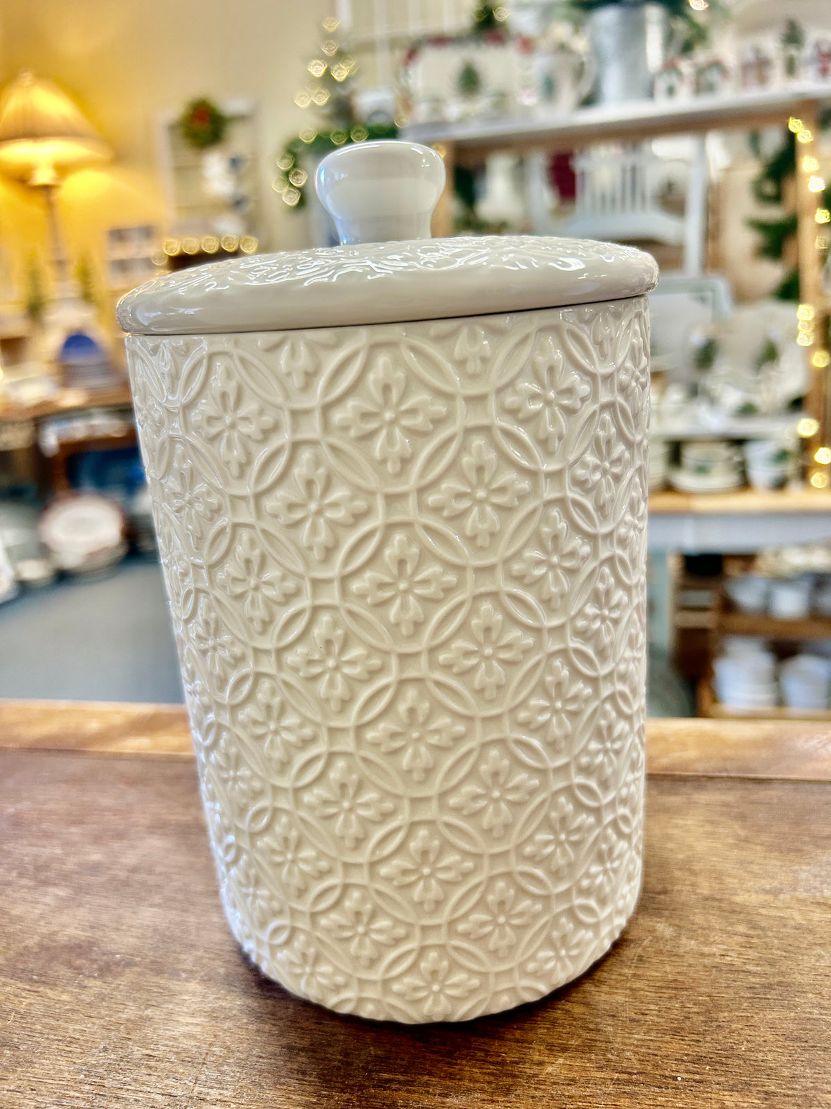 10 Strawberry Street Hampton White Canister, 7 1/2"