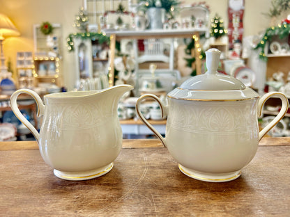 Cream Lenox Courtyard Gold Sugar & Creamer, 5"