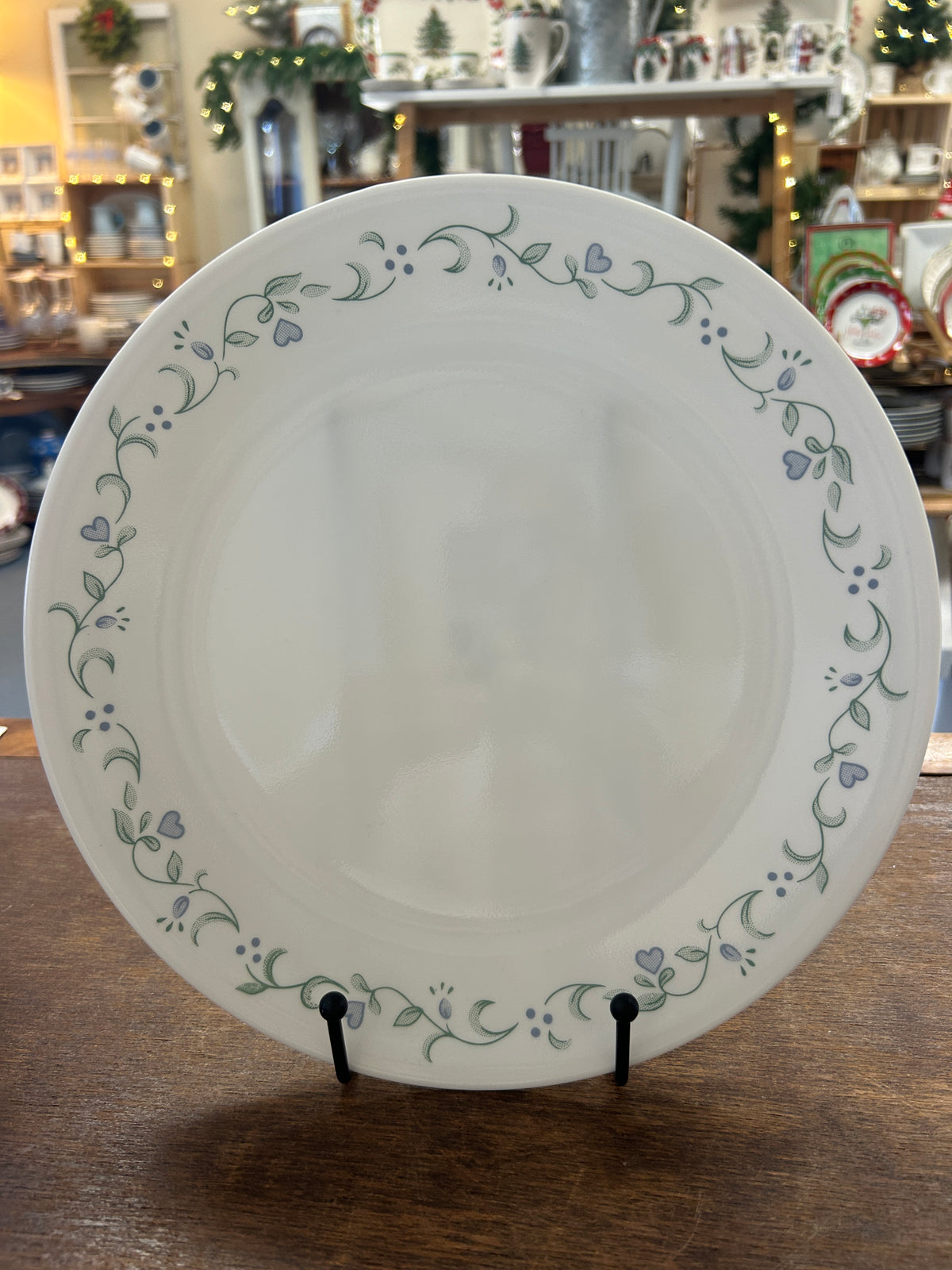 White Corelle Country Garden Dinner Plate, 10 1/4"