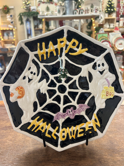Black & White Nantucket Halloween Ghost Plate, 8 3/4"