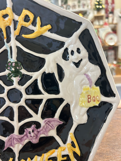 Black & White Nantucket Halloween Ghost Plate, 8 3/4"