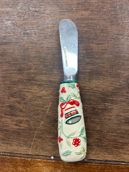 Red Green White Pfaltzgraff Winterberry Spreader