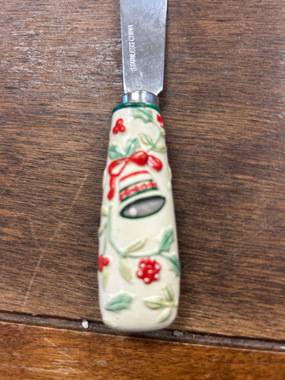 Red Green White Pfaltzgraff Winterberry Spreader