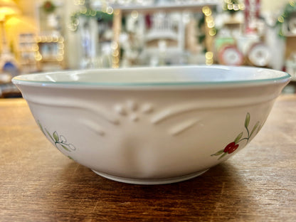 Red Green White Pfaltzgraff Winterberry Bowl, 5 3/4"