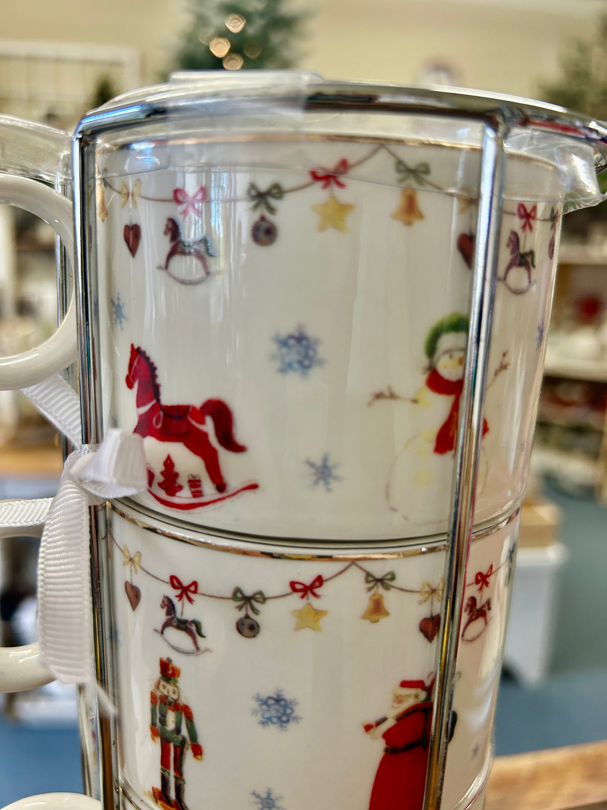 Red Green White Sweet Living NEW Christmas Mugs Rack 4, 10 1/2"