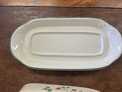 Red Green White Pfaltzgraff Winterberry Butter Dish, 7 1/2"