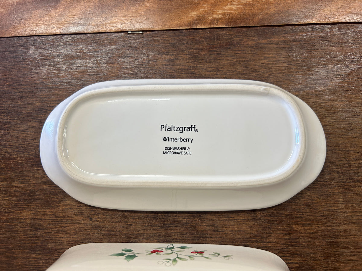 Red Green White Pfaltzgraff Winterberry Butter Dish, 7 1/2"