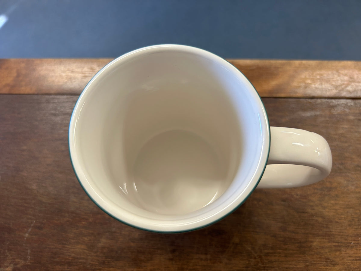 Red Green White Pfaltzgraff Winterberry Mug, 4"