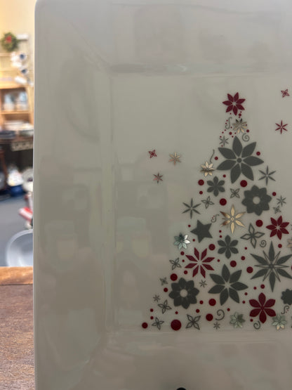 Cranberry & White Food Network Christmas Tree Square Plate, 10 1/4"