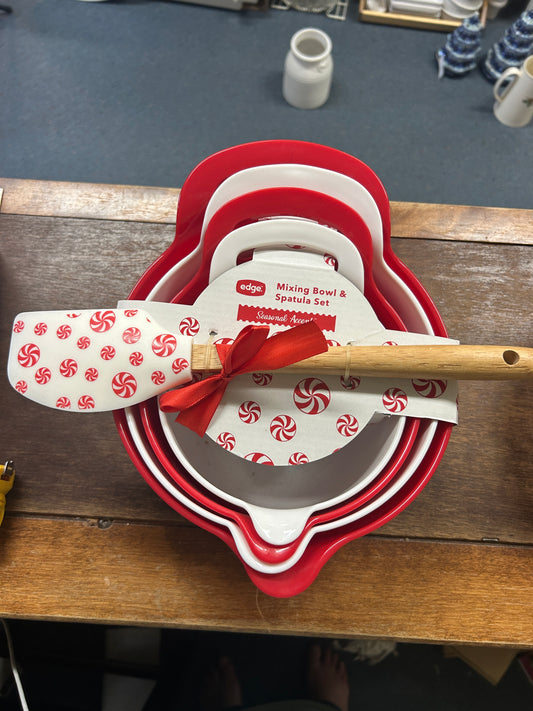Red & White NEW 4 Bowls & Peppermint Spatula Set, 10 1/2"