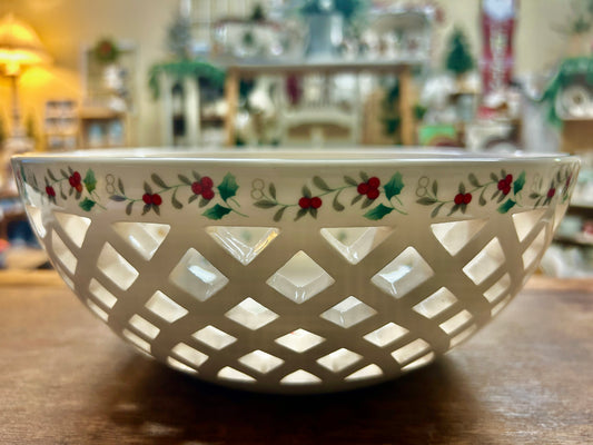 Red Green White Pfaltzgraff Winterberry Lattice Bowl, 10"