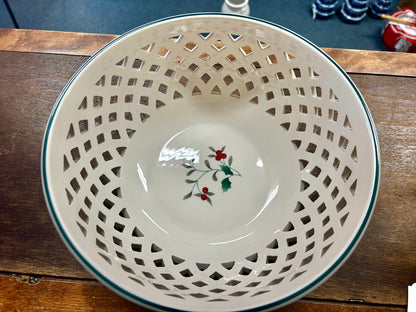 Red Green White Pfaltzgraff Winterberry Lattice Bowl, 10"