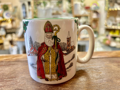 Red Green White Spode RARE Asia Minor Santa Around the World Mug, 3 1/4"