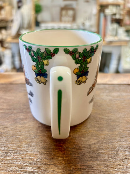 Red Green White Spode RARE Asia Minor Santa Around the World Mug, 3 1/4"