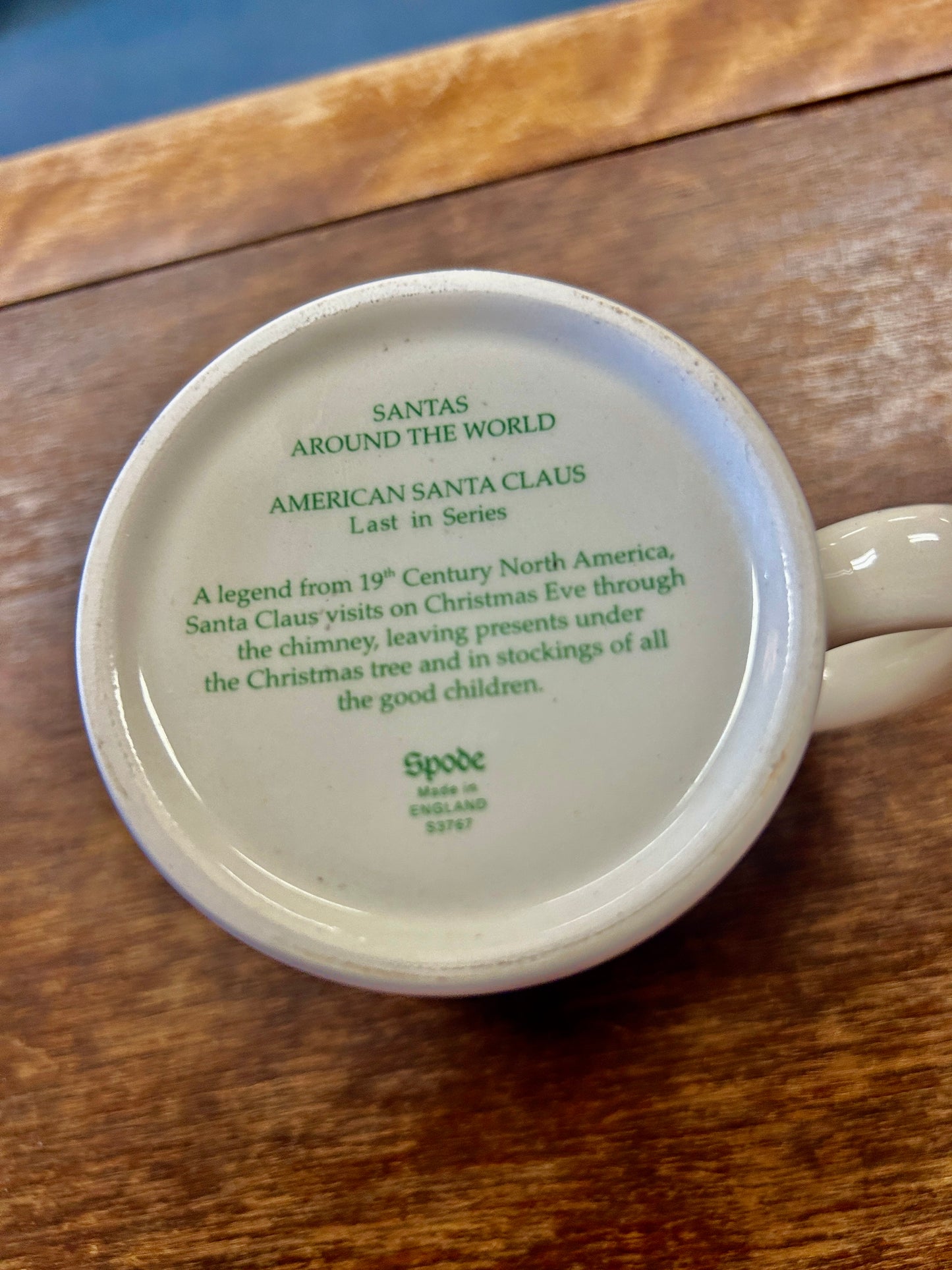 Red Green White Spode American Santa Around the World Mug, 3 1/4"