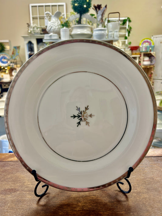 Silver & White Home First Frost Dinner Plate, 10 3/4"
