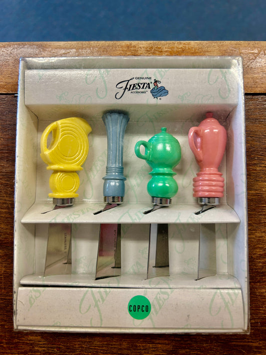 Multicolor Fiesta 4 Piece Spreader Set, 4"