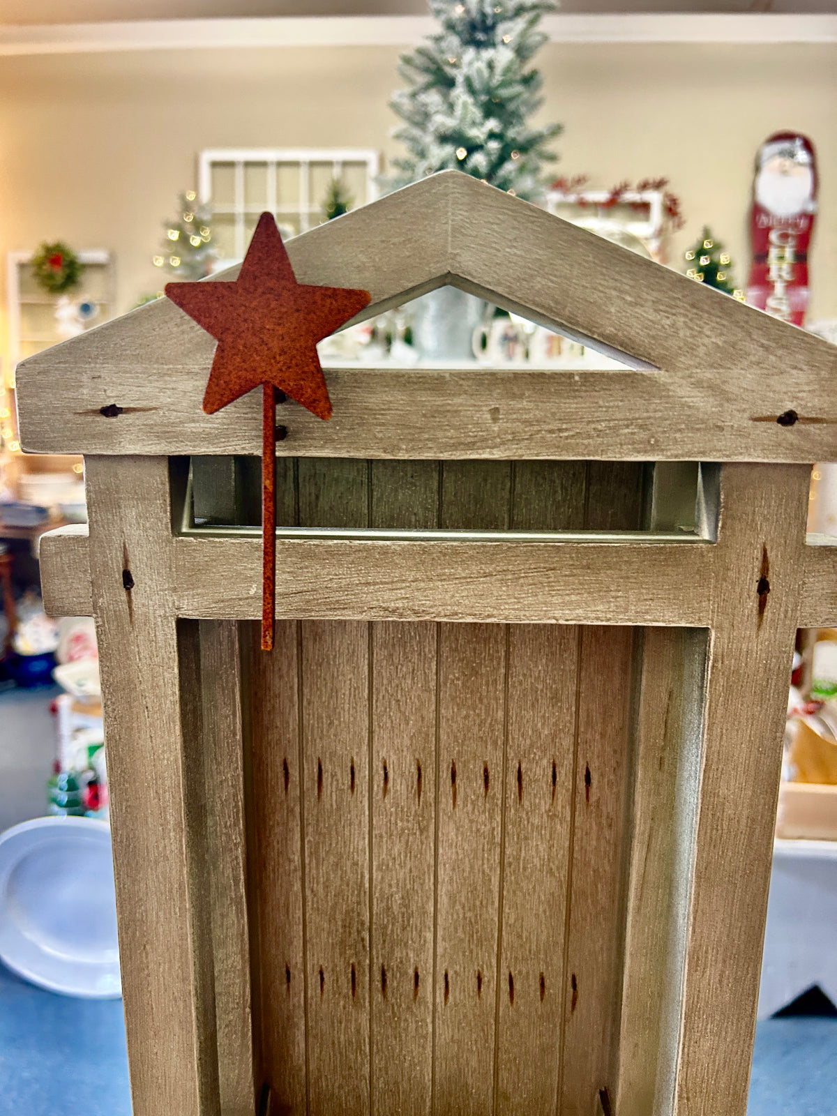 Wooden creche base front with arched opening and red star on roof, 20-inch
