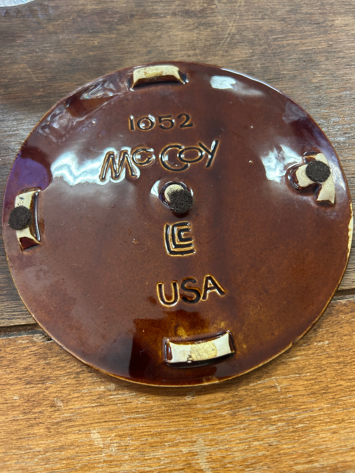 McCoy Brown Drip Round Trivet