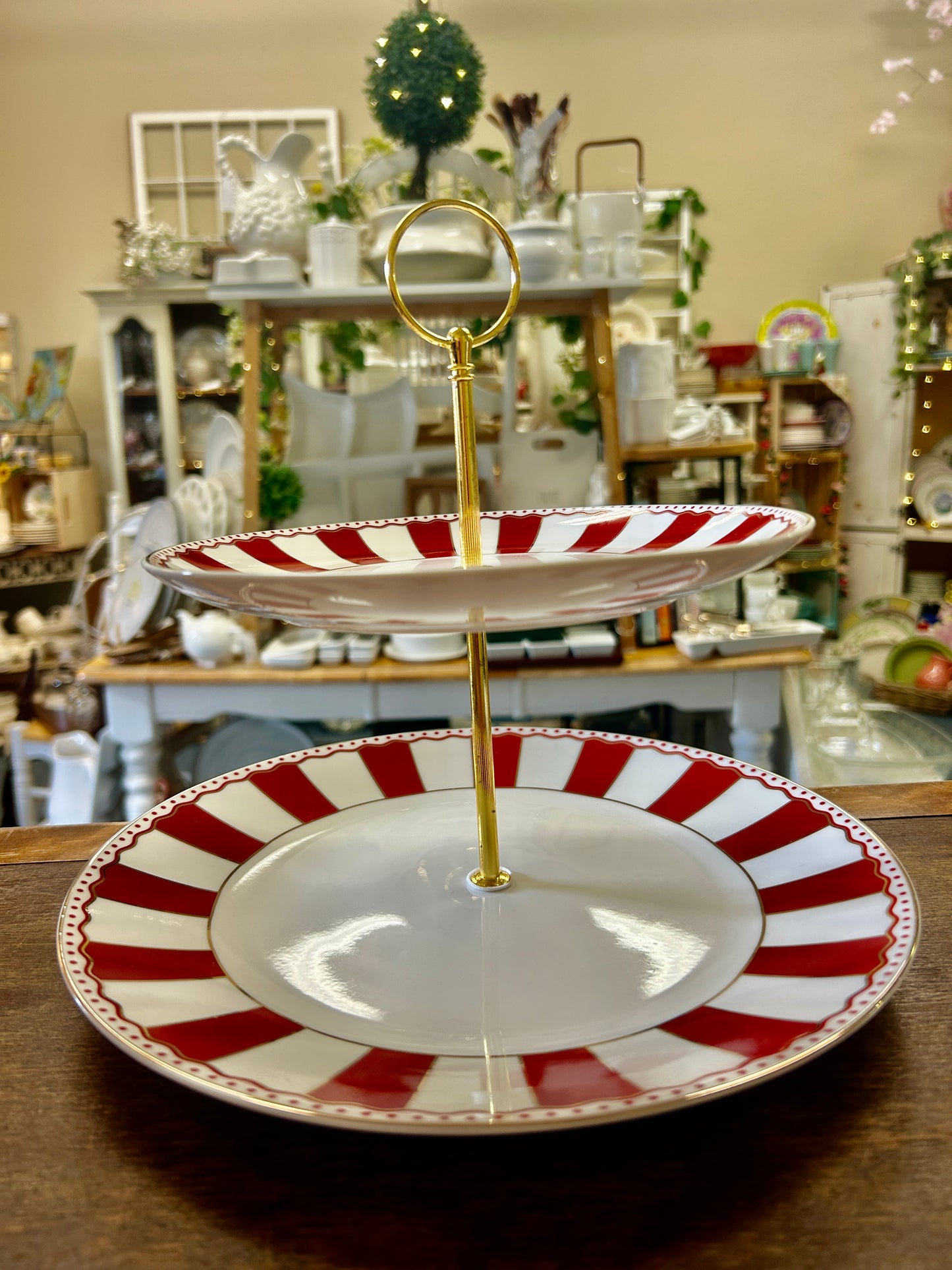 Grace Teaware Red & White 2 Tier, 9 1/2"