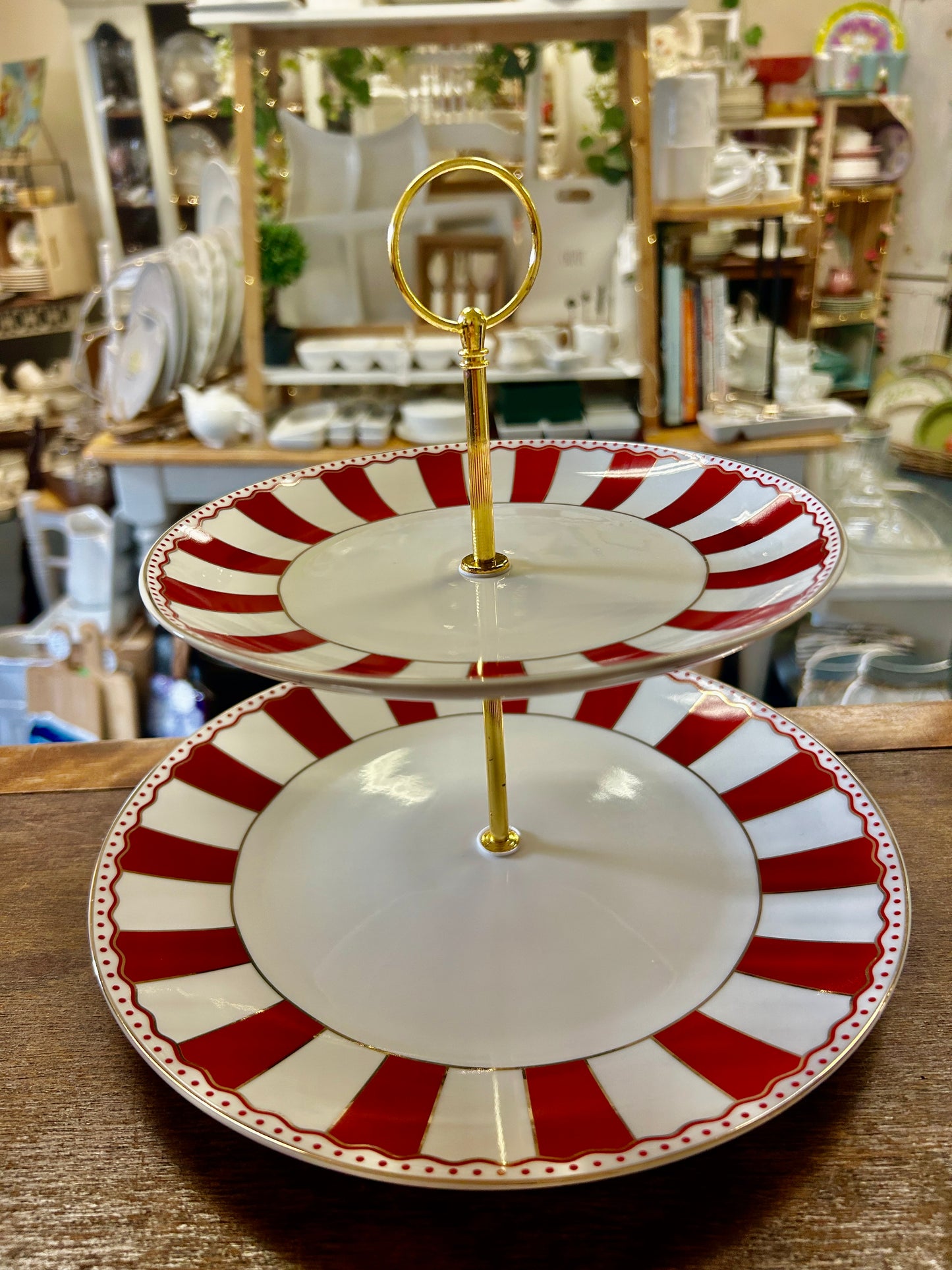 Grace Teaware Red & White 2 Tier, 9 1/2"