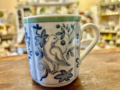 Blue & White Villeroy & Boch Cordoba Bird Mug Germany, 4 1/4"