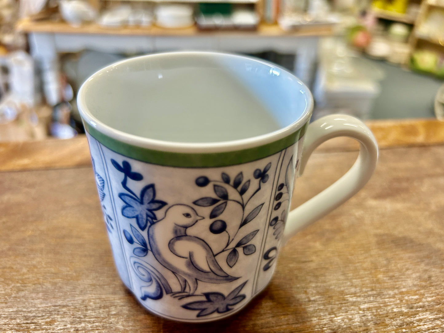 Blue & White Villeroy & Boch Cordoba Bird Mug Germany, 4 1/4"