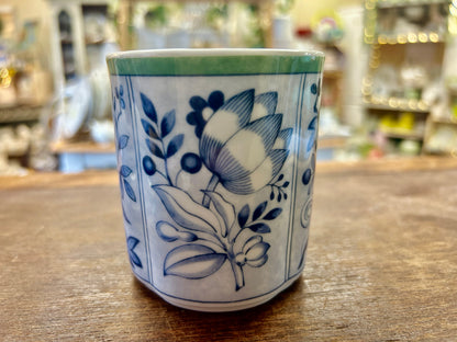 Blue & White Villeroy & Boch Cordoba Bird Mug Germany, 4 1/4"